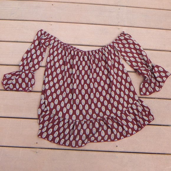 Top Burgundy Bohemian Paisley Print Ruffled Cottage Core Off Shoulder Sz M - Picture 6 of 8